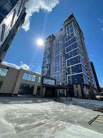 Продажа квартиры Печерск , Центр,  ЖК Edelweiss House, 3х комнатная Київ