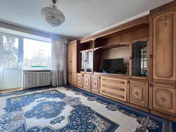 БЕЗ% Підвисоцько, Газ, 3-х кім, 2-й поверх, меблі, техніка, метро 5 хв Київ