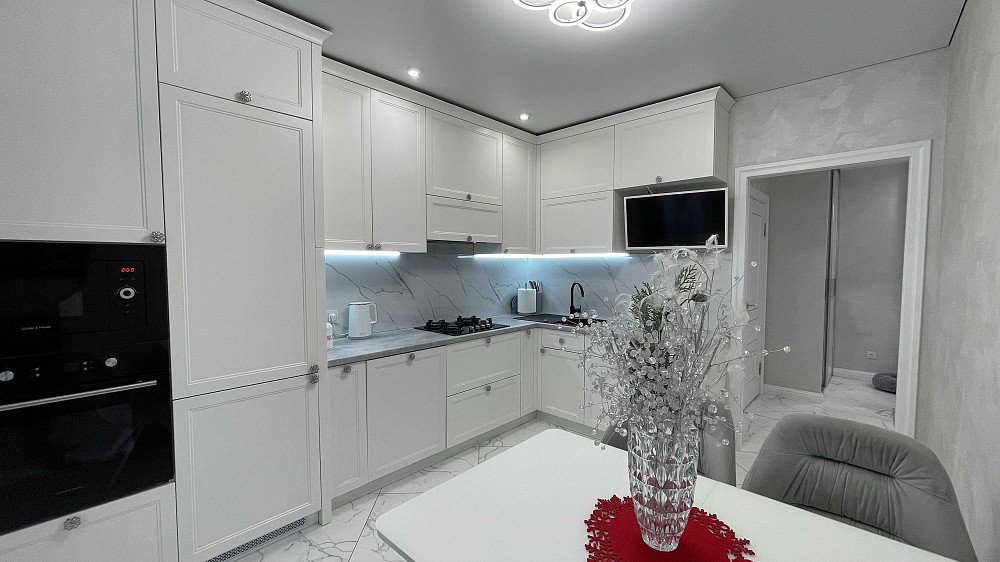 Живіть там, де сучасність зустрічає шедевр-дизайнерська квартира чекає Хмельницький - зображення 1