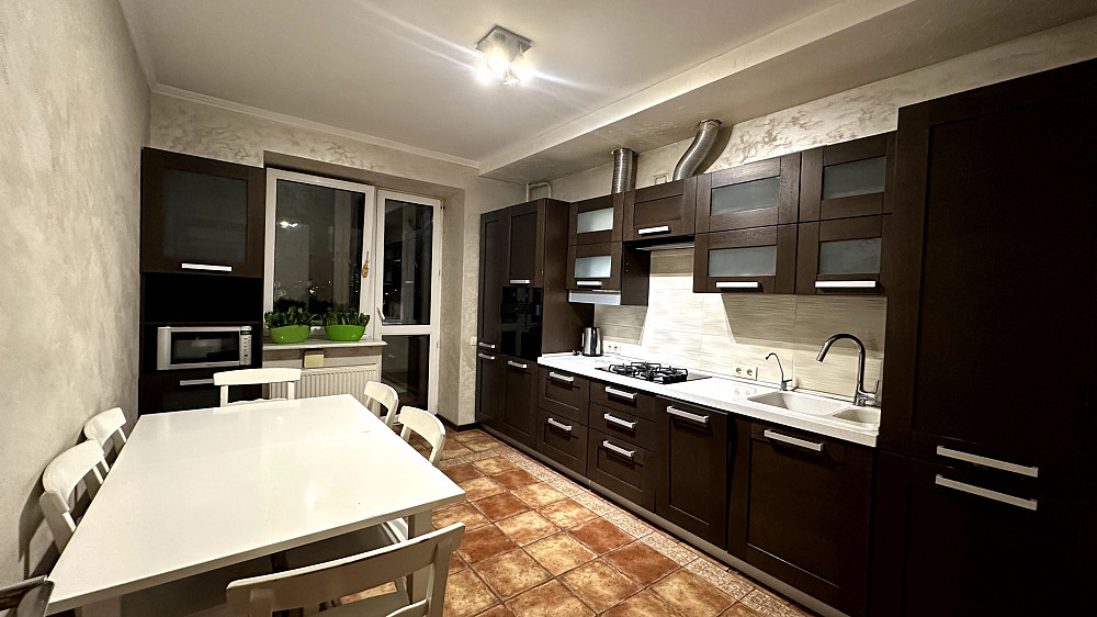 Продаж 2-о кім. квартири в районі ТРЦ ПортСіті. Луцк - изображение 1