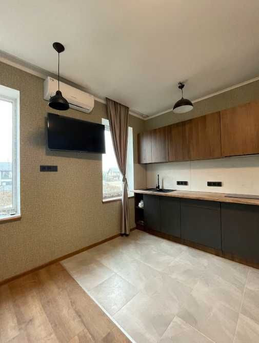 Нова повністю укомплектована, по Варшавській трасі, близько до Бучі Ворзель - изображение 4