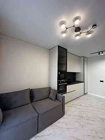 Продається сучасна 1,5 кімнатна квартира на вул. Володимирська Ужгород