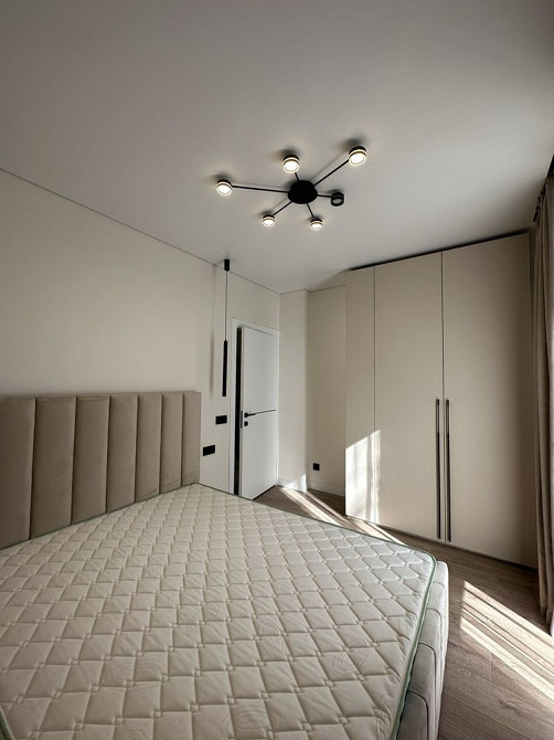 Продається сучасна 1,5 кімнатна квартира на вул. Володимирська Ужгород - зображення 5