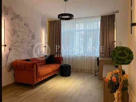 ЖК Династія Продам 3-к з дизайнерським ремонтом 100 м2 Липківського Київ