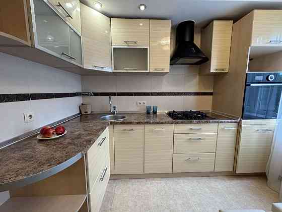 Трикімнатна з ремонтом в ПЗР Черкассы