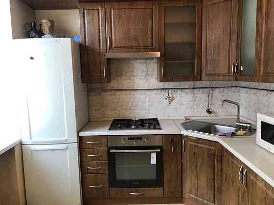 Продаж 2-кім. Соломенский проспект Повітряних Сил метро Вокзальна Київ