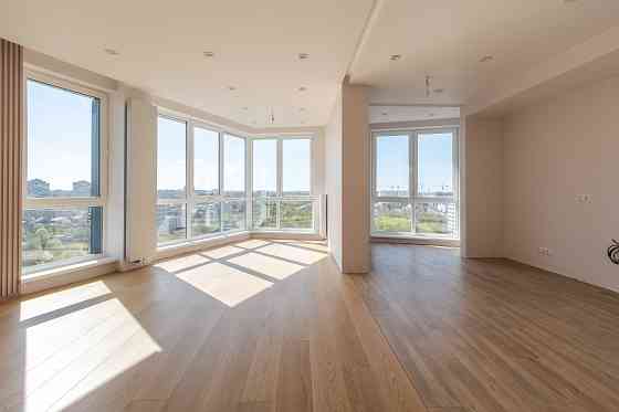 Продаж 2-3 кім. квартири 81м2 з дорогим ремонтом в новобудові Львів