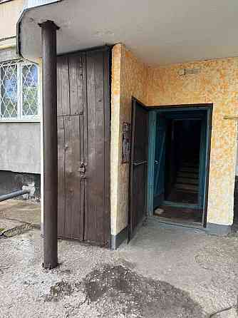 Продам 3-кімнатну квартиру в м. Лозова, 5 мікрорайон Лозовая