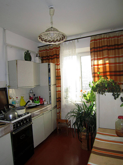 3к квартира Автовокзал 45900 €$ Рівне - зображення 4