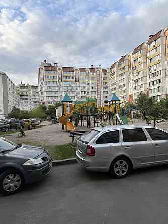 Продам 3 х кімнатну квартиру Вишневе вул.Святоюріївська 28 Вишневое