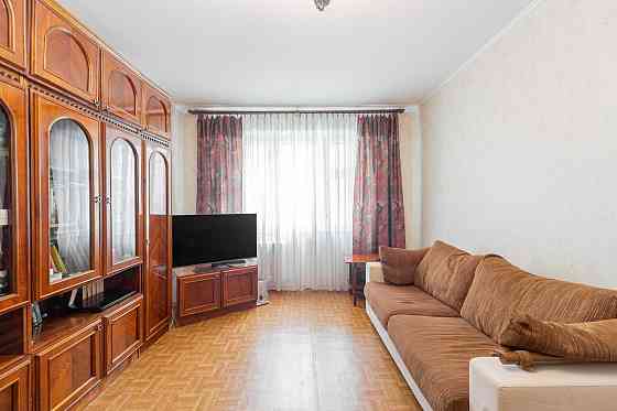 2-кімнатна квартира. Дарницький район. вул. Вишняківська. Київ