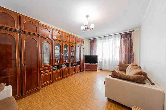 2-кімнатна квартира. Дарницький район. вул. Вишняківська. Київ