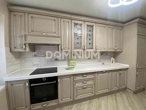 Продається 3 кімнатна квартира в м. Хуст Хуст