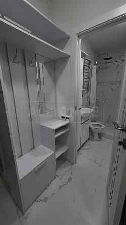 Компактна квартира з ремонтом, готова до проживання Угорники