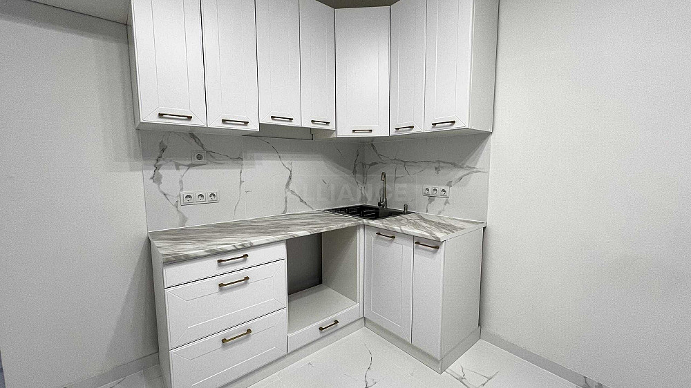 Компактна квартира з ремонтом, готова до проживання Угорники - зображення 4