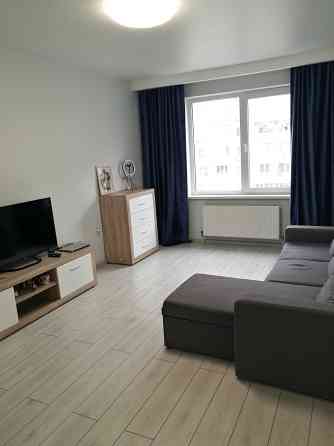 Двокімнатна в новому будинку з ремонтом меблями та П/Т Одесса