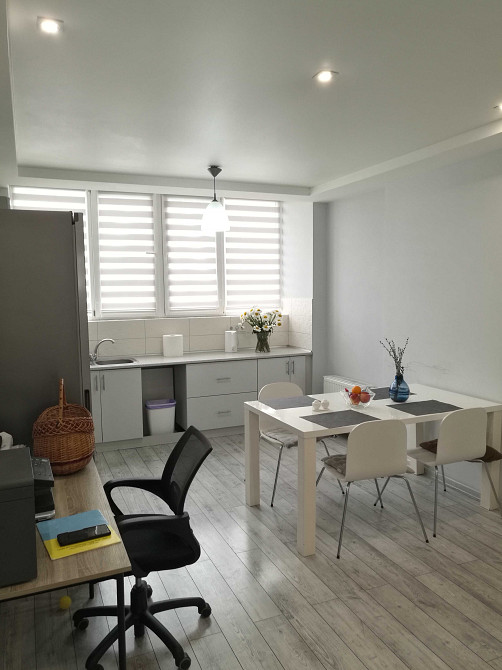 Двокімнатна в новому будинку з ремонтом меблями та П/Т Одеса - зображення 1