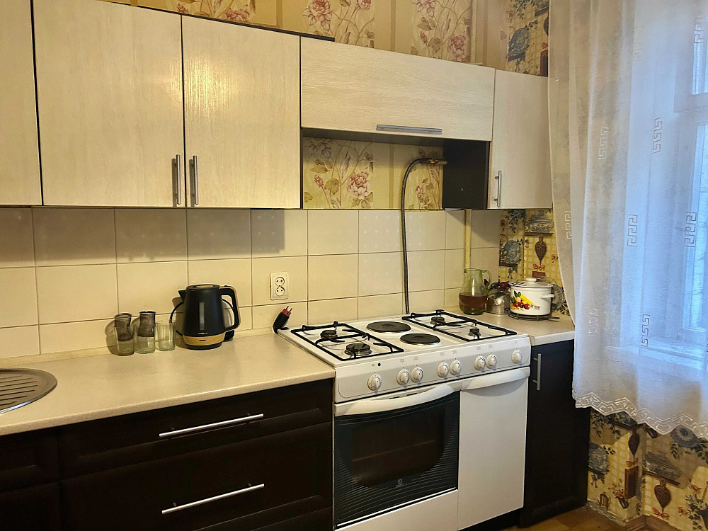 Продаж квартири в гарному стані  в цегляному будинку (чешка) в. Широка Львів - зображення 1