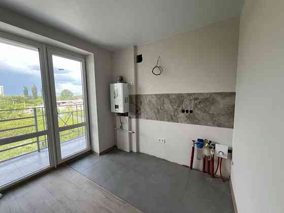 Однокімнатна повноцінна квартира з балконом з ремонтом поруч з парком! Буча