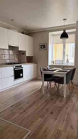 Трикімнатна квартира в центрі міста Буча