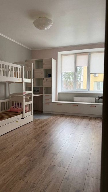 Трикімнатна квартира в центрі міста Буча - изображение 2