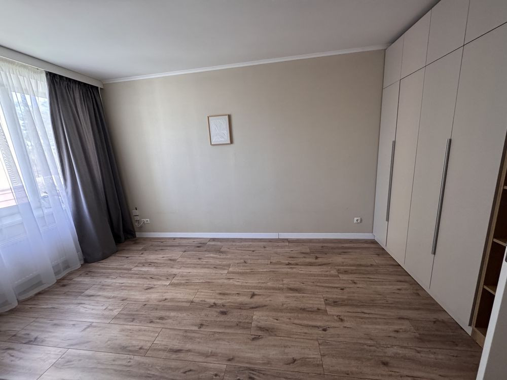 Трикімнатна квартира в центрі міста Буча - изображение 3