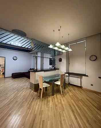 Продам 3х,кв.СТАЛИНКА, Ж/Б,АВТОНОМНОЕ, ул.Сумская, Центр,м.Университет Харків