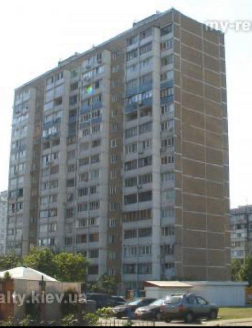 Продається половина 3 кімнатноі квартири на Троещині Киев - изображение 1