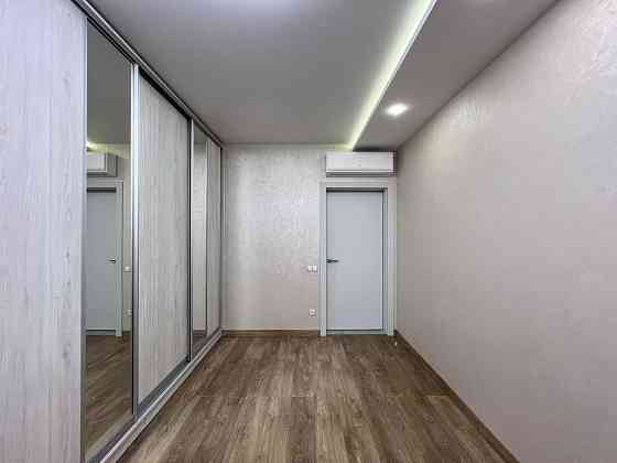 2 комн кв 46 Жемчужина  евроремонт 75м  76500у.е Лиманка