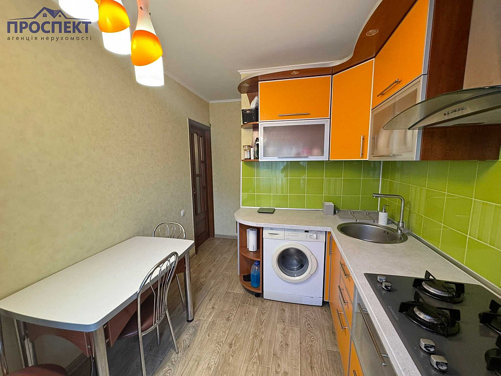 Чудова сімейна квартира з меблями та технікою ПЗР Черкассы - изображение 2