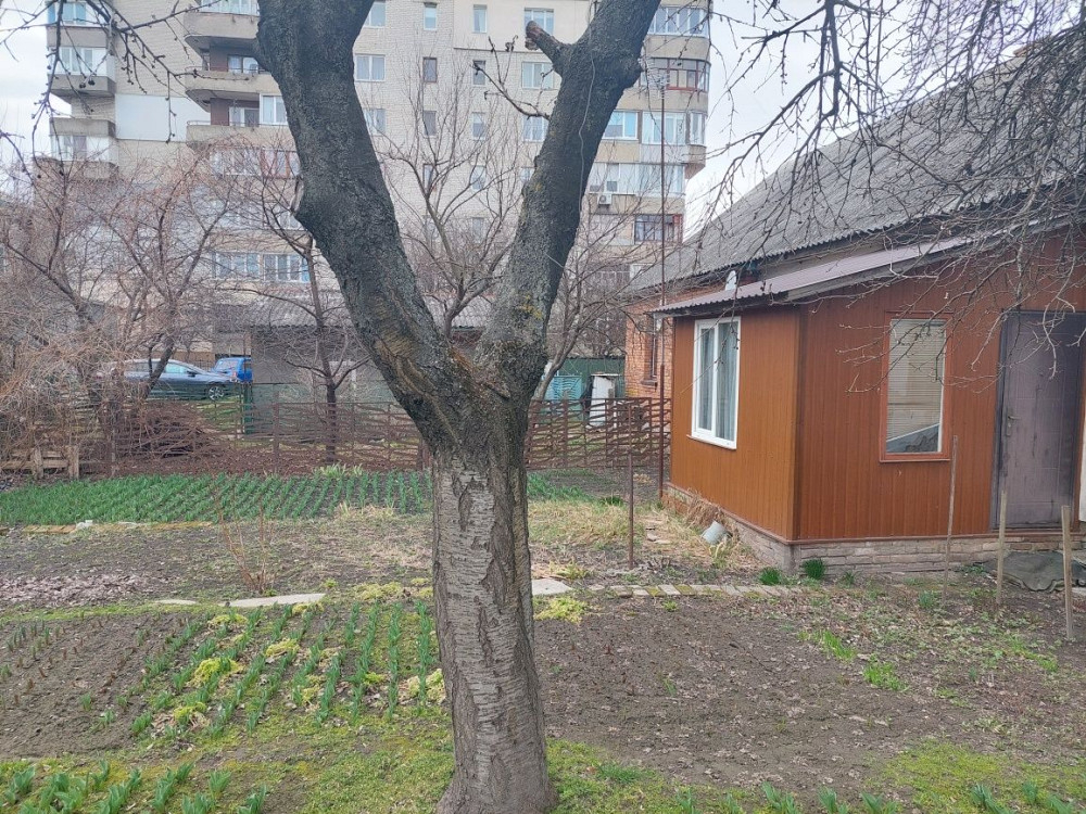 Продаж однокімнатної квартири з власною ділянкою. Луцк - изображение 2