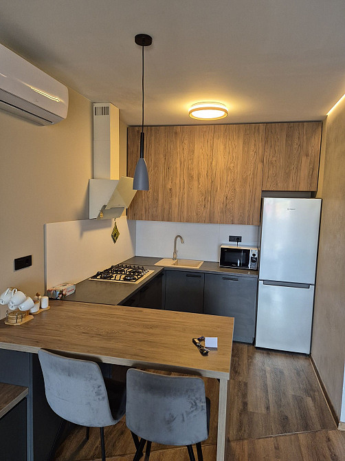 Здається двох кімнатна в тихому центрі з паркомістом. Мукачево - зображення 2