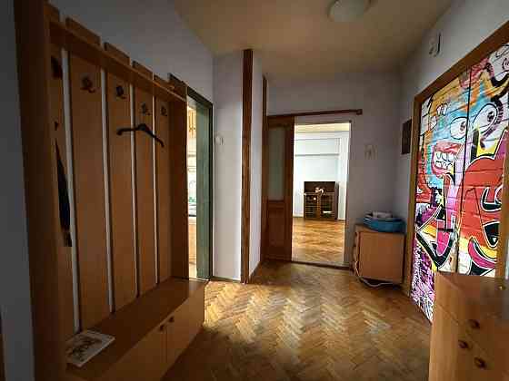 Оренда 2к Богдана Хмальницького 39 метро Університет 7 хвилин Обухов