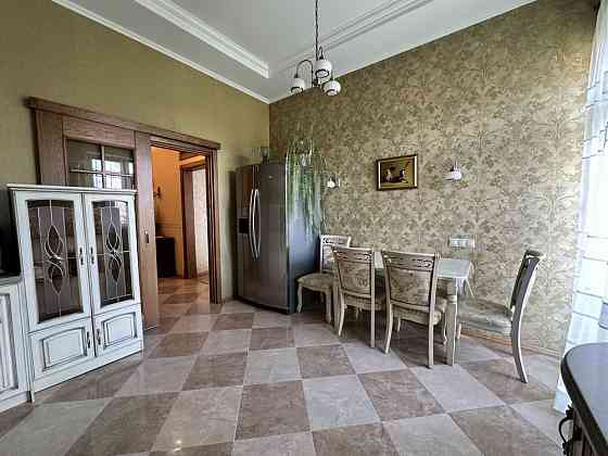 Оренда 2к квартири Центр Новобудова + паркомісце у підземному паркінгу Львов