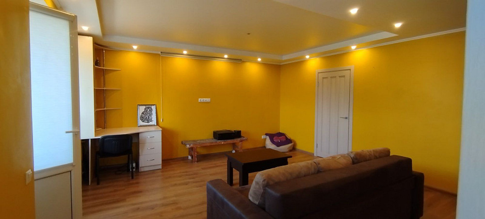 Двокімнатна квартира Олекси Тихого 81/83 Метро Шулявська Киев - изображение 1