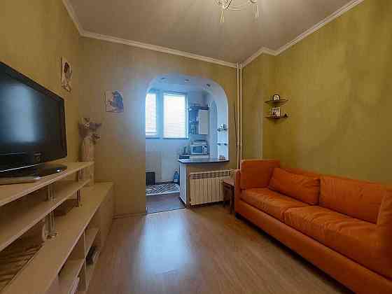 Здається 1-кімнатна квартира шосе Харківське, 150/15, метро Харківська Киев