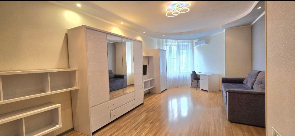 Здам велику 1но кімнатну квартиру з видом на річку Біла Церква - зображення 1