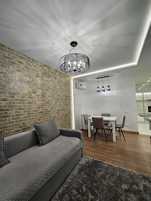 Двокімнатна квартира 47m2 з дизайнерським ремонтом в сучасному ЖК Киев - изображение 8