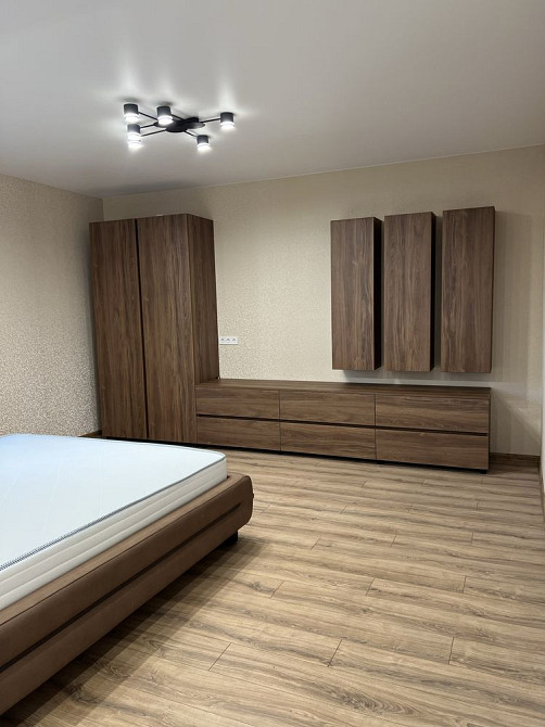 Здам 1ку новий ремонт ТЦ Україна Запоріжжя - зображення 8