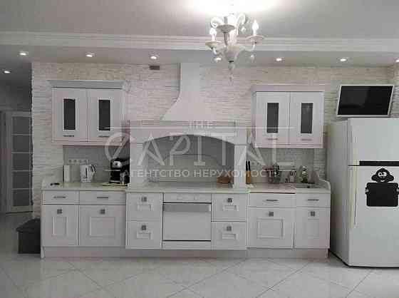 Аренда квартиры пр-т Лобановского, Соломенка, 3-комнатная квартира Киев