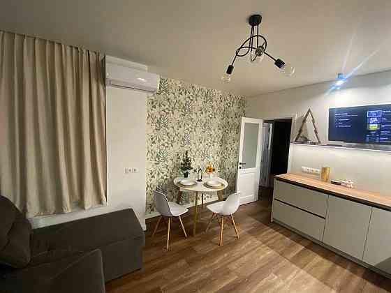 Оренда 1 кімнатної новобудови з дизайнерським ремонтом Ровно