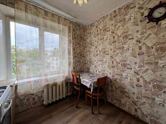 Снимите однокомнатную квартиру на улице Калиновой, район Образцова Днепр