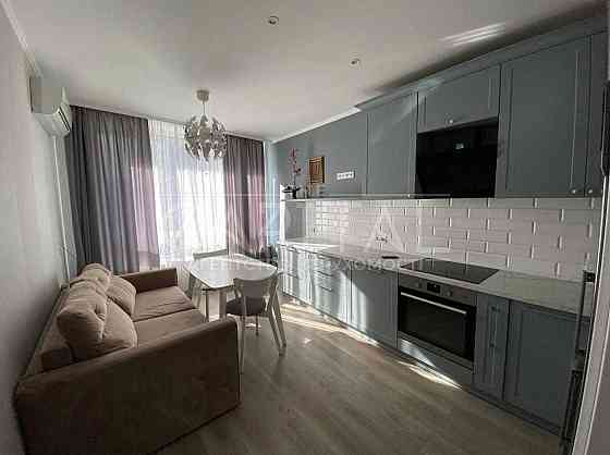 ЖК СЛАВУТИЧ Генератор 2-кімнатна 40 м2 + Паркомісце в підзем. паркінгу Киев