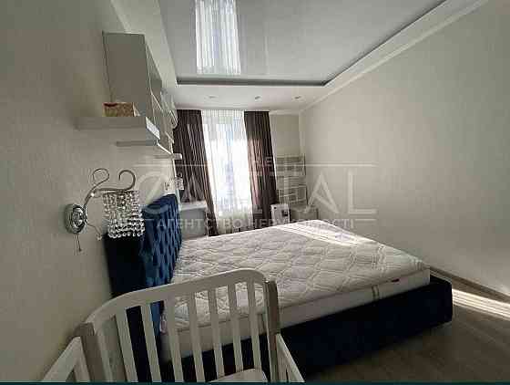 ЖК СЛАВУТИЧ Генератор 2-кімнатна 40 м2 + Паркомісце в підзем. паркінгу Киев