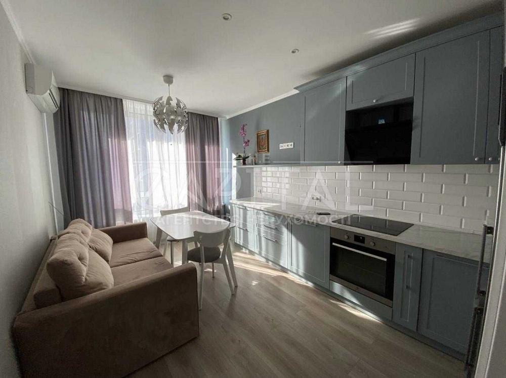 ЖК СЛАВУТИЧ Генератор 2-кімнатна 40 м2 + Паркомісце в підзем. паркінгу Киев - изображение 4