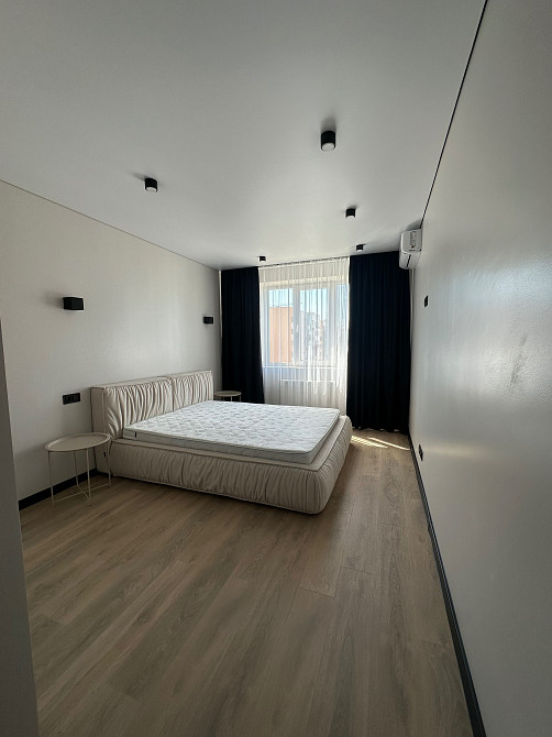 Оренда просторої 1-кімнатної квартири на Щасливому (перша здача) Рівне - зображення 4