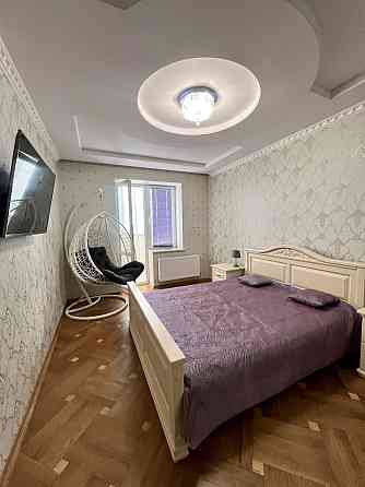 Оренда 2х-кімнатної квартири по вул Жасминова в новобудові Львов