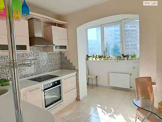 Долгосрочная аренда 2к квартиры на просп. Леся Курбаса Киев