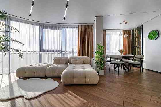 Оренда дворівневої квартири з терасою в ЖК Парус Сіті. Львов