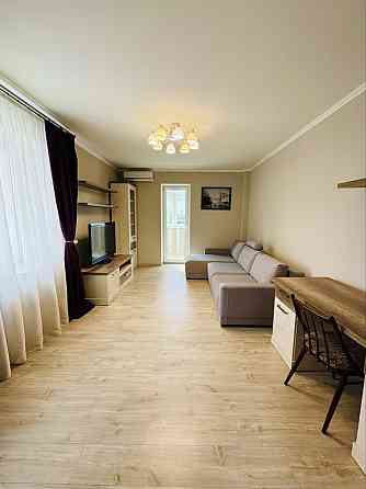 Богатирська 6/1 м. Оболонь 12 хв пішки Київ